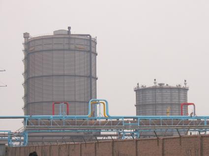 武汉钢铁有限公司三炼钢10万立方米煤气柜防腐工程